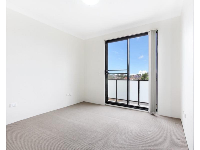 3/7a Pitt Street, Parramatta NSW 2150